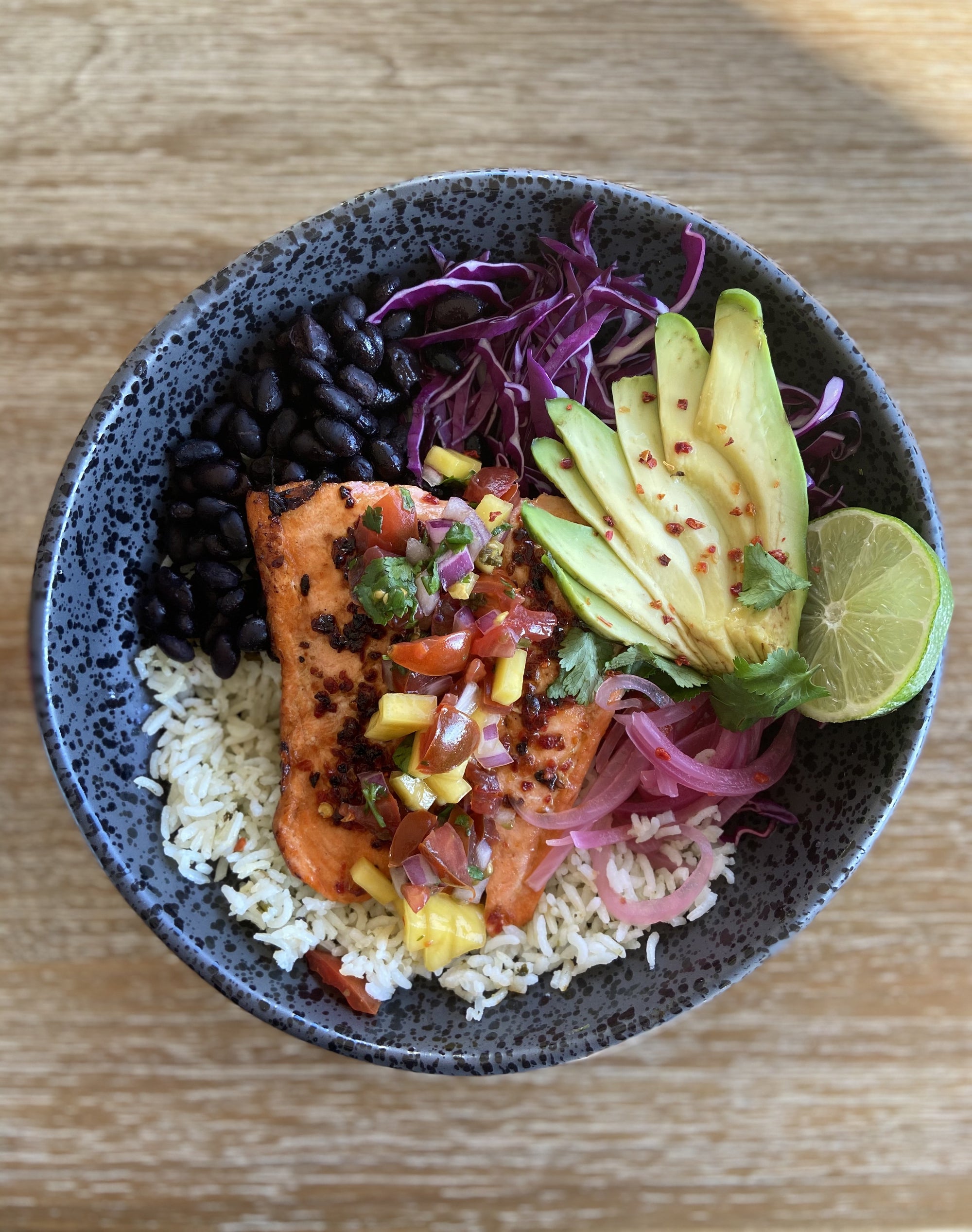 SWEET HEAT - SPICY SALMON BOWL